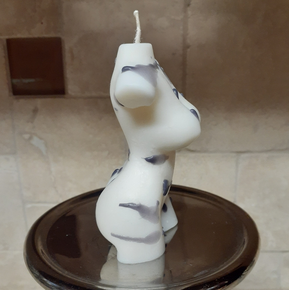 Venus Candle - Picture 2 of 3